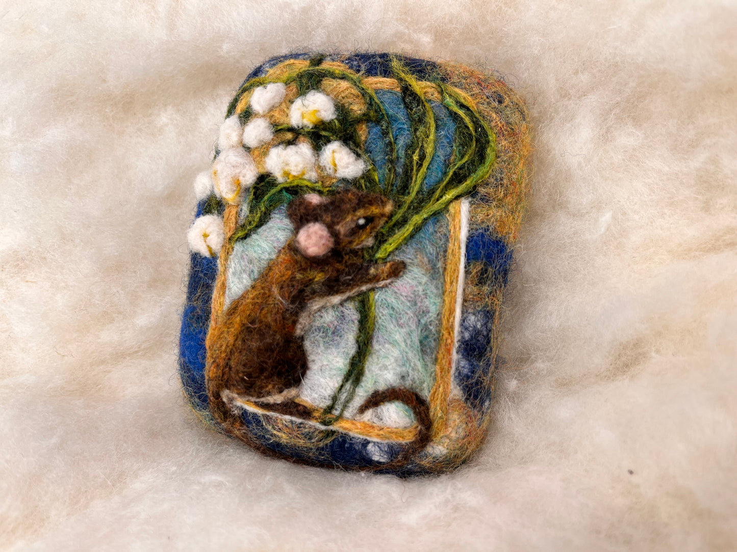Mousy Coral Bells Wooly Washer
